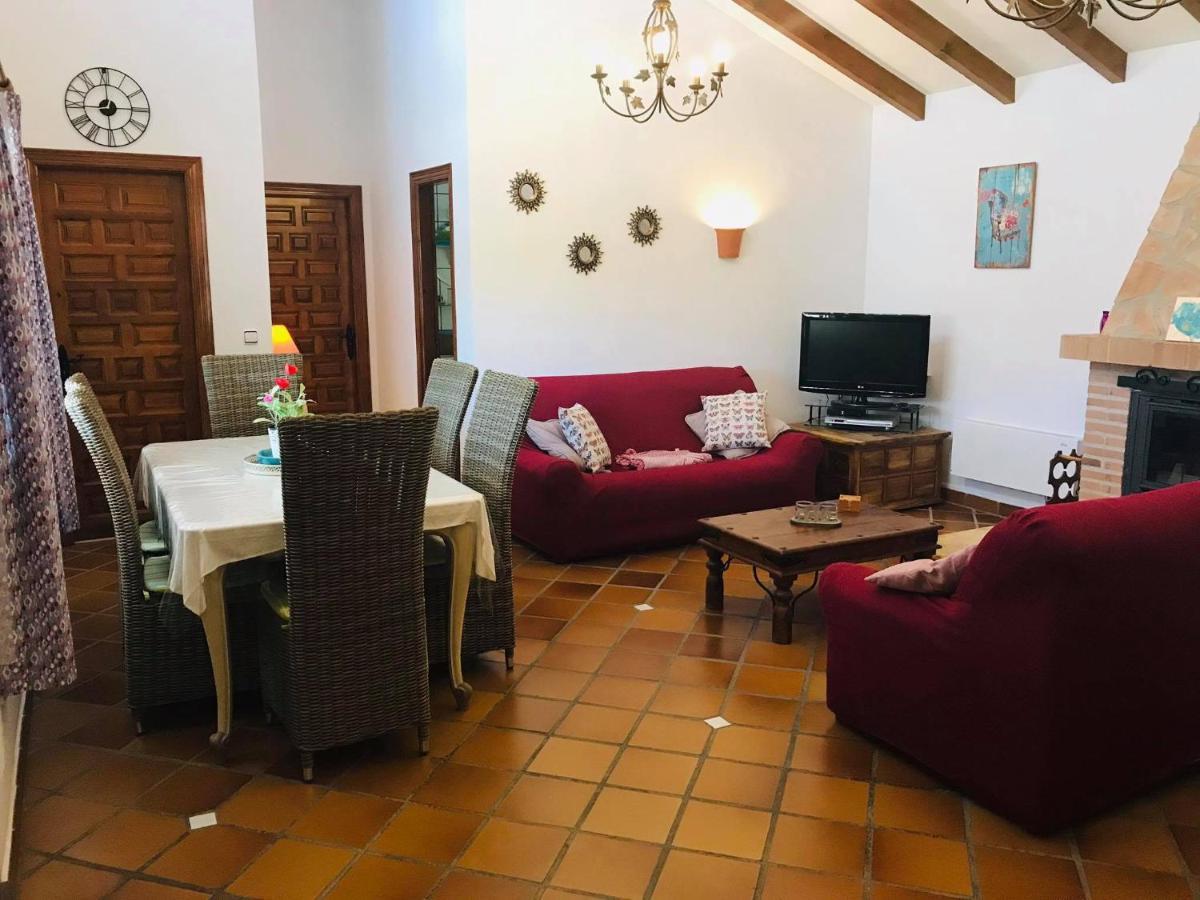 Casa Los Almendros Canillas de Albaida Luaran gambar