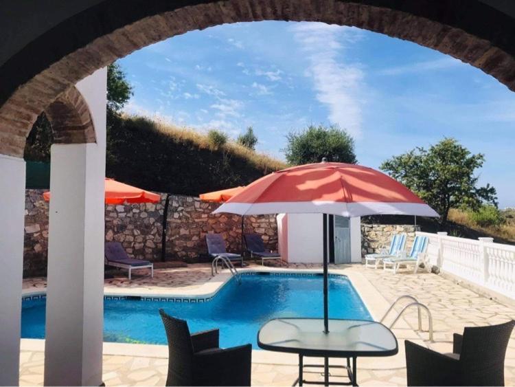 Casa Los Almendros Canillas de Albaida Luaran gambar