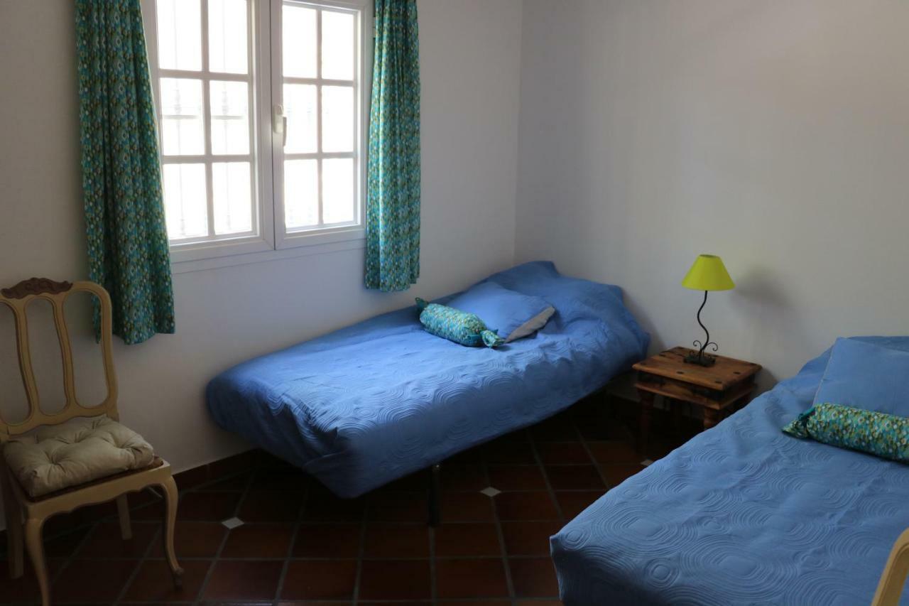 Casa Los Almendros Canillas de Albaida Luaran gambar